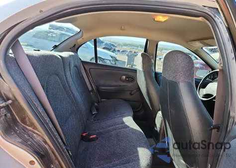 2001 Saturn Sl1 from USA, damaged, VIN 1G8ZG528X1Z301580